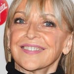 ชารอน มอแกน (Sharon Maughan)