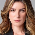 เชเนย์ ไกรมส์-บีช (Shenae Grimes-Beech)