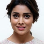 ศรียะ สารัน (Shriya Saran)