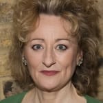 เซียน โธมัส (Sian Thomas)