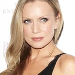 สเตฟานี วอกต์ (Stephanie Vogt)