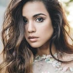 ซัมเมอร์ บิชิล (Summer Bishil)