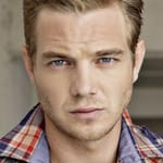 เทย์เลอร์ แฮนด์ลีย์ (Taylor Handley)