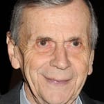 วิลเลียม บี. เดวิส (William B. Davis)