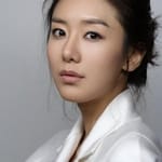 ยุน จอง ฮี (Yoon Jung-hee)