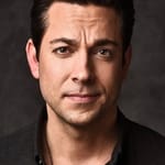 แซ็กคารี เลวี (Zachary Levi)