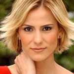 เซย์เนป โทคุช (Zeynep Tokuş)