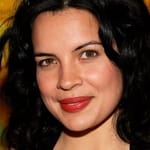 ซูไลก้า โรบินสัน (Zuleikha Robinson)