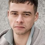 อดัม ลอง (Adam Long)