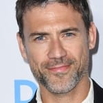 อดัม เรย์เนอร์ (Adam Rayner)