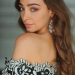 อเลสซานดรา สตาร์ วอร์ด (Alessandra Starr Ward)