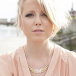 แองเจล่า กาลุปโป (Angela Galuppo)