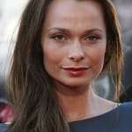 แอนนา วอลตัน (Anna Walton)