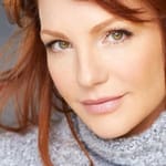 แอนน์ เลห์ตัน (Anne Leighton)