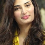 อาทิยา เช็ตตี้ (Athiya Shetty)