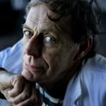 แบร์รี่ อ็อตโต้ (Barry Otto)