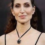 บอนนี่ อารอนส์ (Bonnie Aarons)