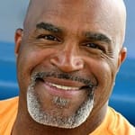 บัดดี้ ลูอิส (Buddy Lewis)