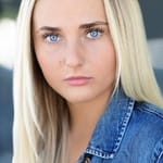 แคโรไลน์ ลาบรัม (Caroline Labrum)