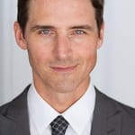 ชาร์ลี ฟาร์เรล (Charlie Farrell)