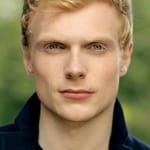 ชาร์ลี ฟิลด์ (Charlie Field)