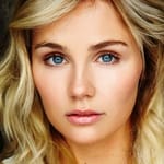แคลร์ โบเวน (Clare Bowen)