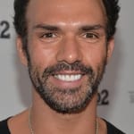 ดาร์เรน ชาห์ลาวี (Darren Shahlavi)