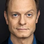 เดวิด ไฮด์ เพียร์ซ (David Hyde Pierce)