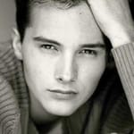 เดเร็ค ลี นิกสัน (Derek Lee Nixon)