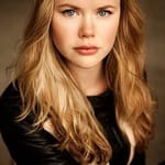 เอมิลี่ กรูห์ล (Emily Gruhl)