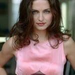 เอริก้า มาโรซซาน (Erika Marozsán)