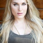 เอริน เลน (Erin Layne)