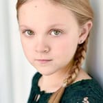 เกรซ เดออามิซิส (Grace DeAmicis)