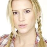 เฮลีย์ เดอร์รี่เบอร์รี่ (Hayley Derryberry)