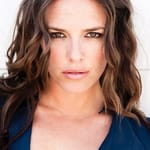 ฮอลลี่ ลินช์ (Holly Lynch)