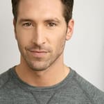 เจมส์ เดโวติ (James Devoti)