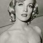 จูลี่ เรดิง (Juli Reding)