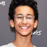 เลียม แคมโปรา (Liam Campora)