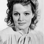 ลินเดน เทรเวอร์ส (Linden Travers)