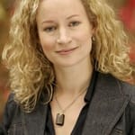 ลอร์เรน พิลคิงตัน (Lorraine Pilkington)