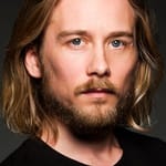 ลู เทย์เลอร์ ปุชชี (Lou Taylor Pucci)