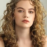 เมแกน ชาร์เพนเทียร์ (Megan Charpentier)