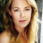 มิราห์ โฟล์คส์ (Mirrah Foulkes)