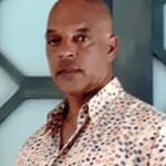 นิค อาลาคิโอติส (Nick Alachiotis)