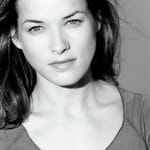 นิโคล เดอฮัฟฟ์ (Nicole DeHuff)