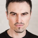 พอล อาโมส (Paul Amos)