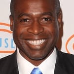 ฟิล ลูอิส (Phill Lewis)