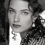 ชาลอม ฮาร์โลว์ (Shalom Harlow)