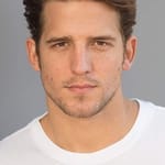 ชีอา บัคเนอร์ (Shea Buckner)