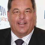 สตีฟ ชิริปา (Steve Schirripa)